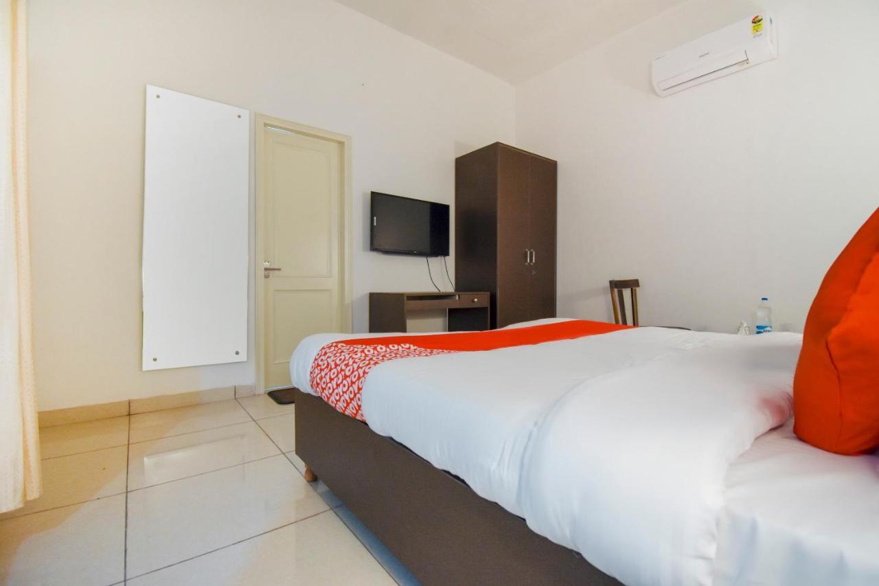 โอโย 75460 สกายไฮ เรซิเดนซี Hotel ลูดิฮานา ภายนอก รูปภาพ