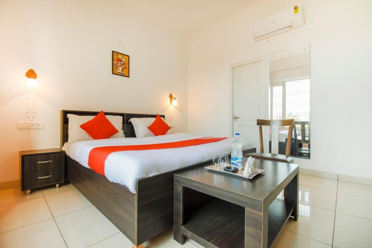 โอโย 75460 สกายไฮ เรซิเดนซี Hotel ลูดิฮานา ภายนอก รูปภาพ