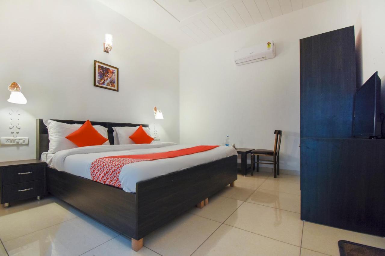 โอโย 75460 สกายไฮ เรซิเดนซี Hotel ลูดิฮานา ภายนอก รูปภาพ