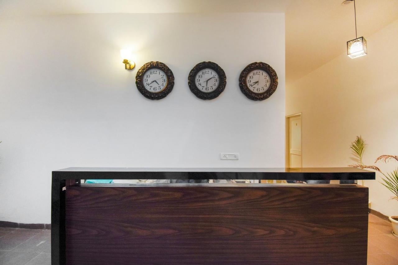 โอโย 75460 สกายไฮ เรซิเดนซี Hotel ลูดิฮานา ภายนอก รูปภาพ